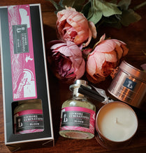 Load image into Gallery viewer, Bloom - Diffuser  with luxury black reeds