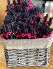 Load image into Gallery viewer, Ultra thick Rattan reeds for diffusers 6mm thick .