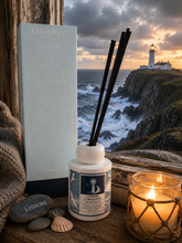 Load image into Gallery viewer, Luxury white diffuser with gift box - The Lighthouse